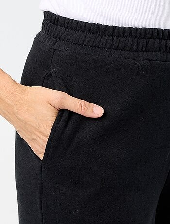 Wijde sporttraining van zware tricot