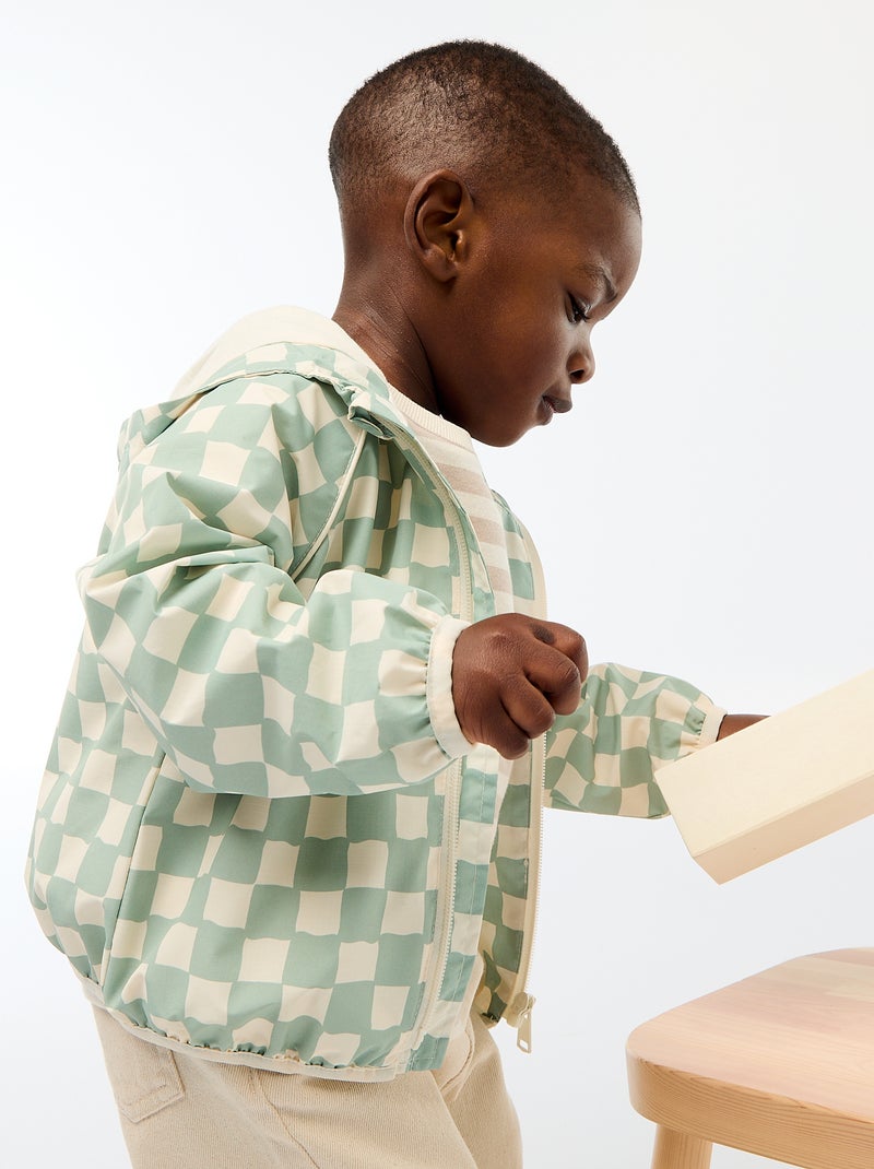 Windjas met capuchon en all-over print Groen - Kiabi