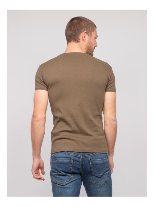 Worko katoenen t-shirt met v-hals - Kiabi Worko katoenen t-shirt met v-hals - Kiabi