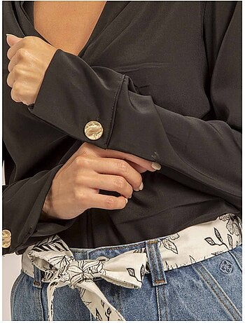 XINES denim shorts met hoge taille en riem