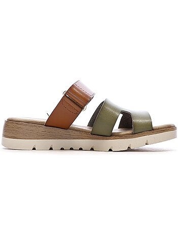 Xti 144125 camel/ecru sandalen voor dames