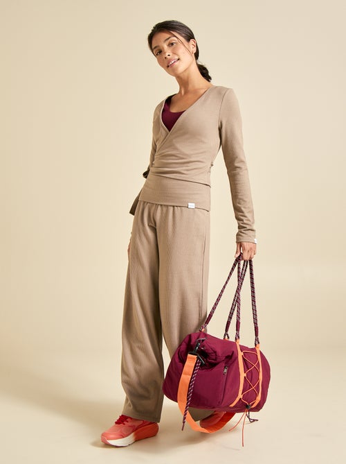 Yogashirt met lange mouwen en overslagmodel (ekstract) - Kiabi Yogashirt met lange mouwen en overslagmodel (ekstract) - Kiabi