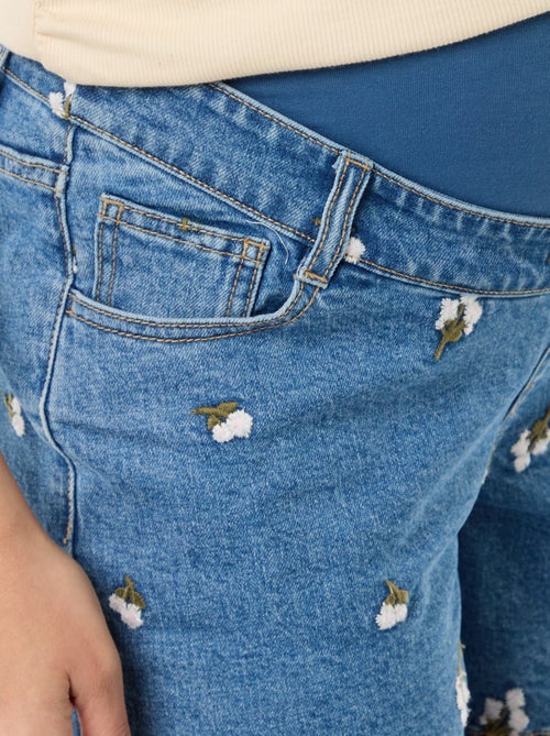 Zwangerschapsdenim bermuda met hoge taille en borduursels - Kiabi