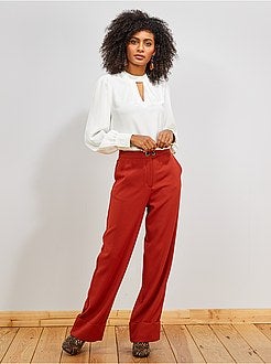 Blouse met een hoge kraag en V-hals - Kiabi