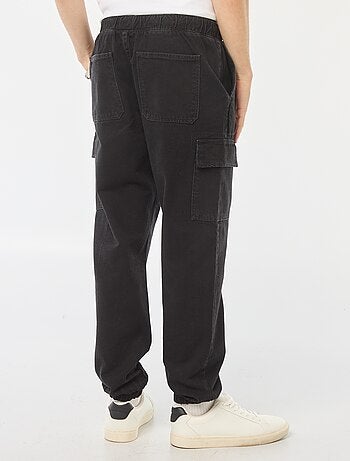 Broek met elastische tailleband en veel zakken