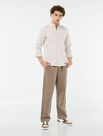 Broek met veel zakken