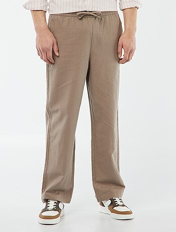 Broek met veel zakken