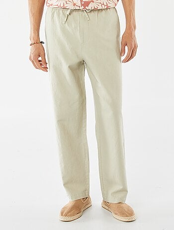 Broek met veel zakken