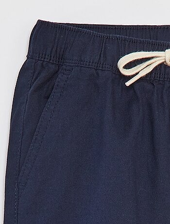 Effen broek met zakken