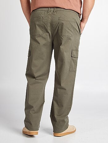 Effen broek met zakken