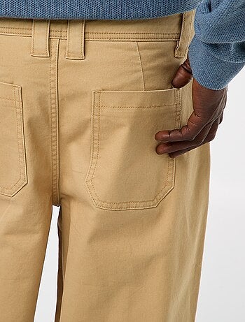 Effen broek van keperstof met wijde pijpen