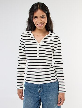 Effen T-shirt van ribstof met henleykraag