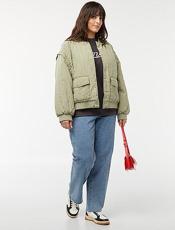 Gewatteerd, katoenen jasje met sierstiksel in verticale golflijnen