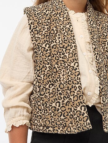 Gewatteerd, mouwloos vestje met luipaardprint
