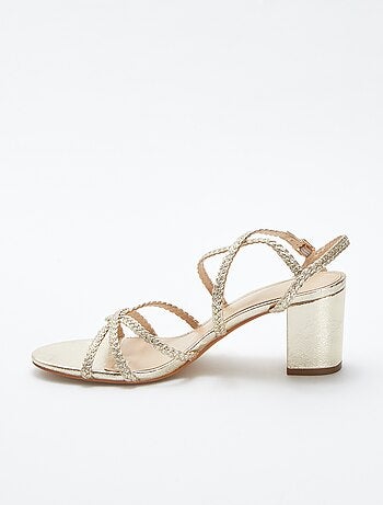 Goudkleurige sandalen met hak