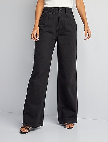 Jeans met wijde pijpen - L32