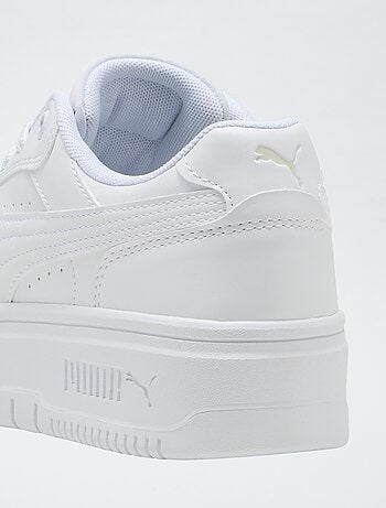 Lage, effen Puma-sneakers