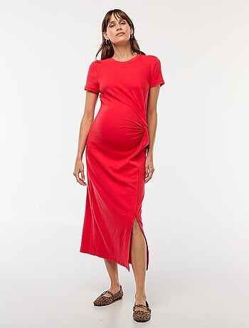 Lange aansluitende zwangerschapsjurk