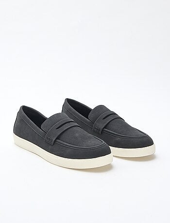 Loafers van suedine