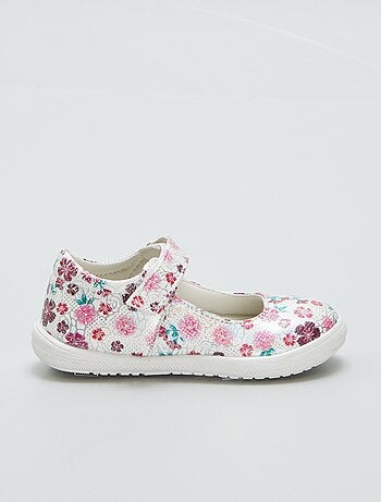 Mary-Janes met bloemmotiefje