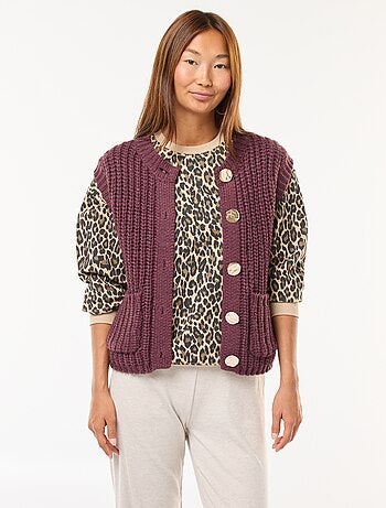 Mouwloos vestje met knoopsluiting