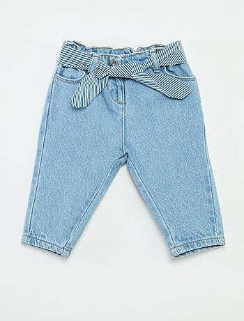 Paperbagjeans + riem met motiefje