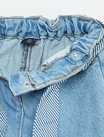 Paperbagjeans + riem met motiefje