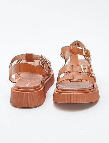 Sandalen van imitatieleer