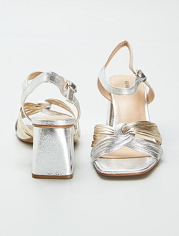 Sandalen van imitatieleer met hak