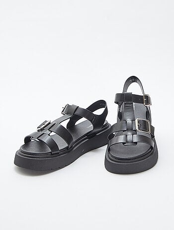 Sandalen van imitatieleer