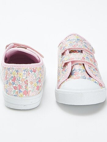 Sneakers met bloemenprint