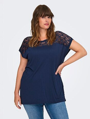 Soepelvallende blouse met ajourdetails 'Only Carmakoma'