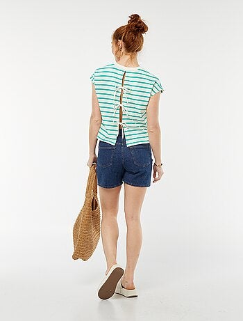 T-shirt met korte mouw en blote rug