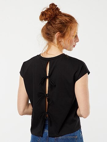 T-shirt met korte mouw en blote rug