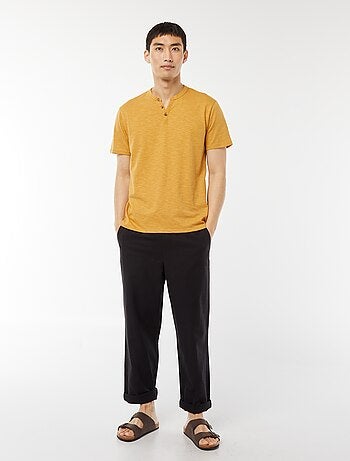 T-shirt met tuniekhals en korte mouw