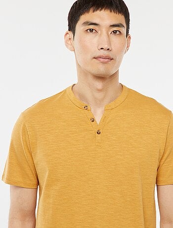 T-shirt met tuniekhals en korte mouw