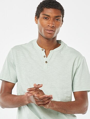 T-shirt met tuniekhals en korte mouw