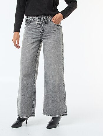 Wijde jeans met dubbele knoopsluiting