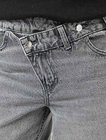 Wijde jeans met dubbele knoopsluiting