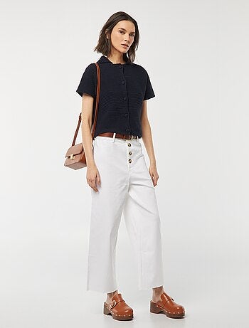Wijde jeans / Wide leg model met knoopsluiting