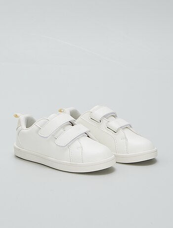 Witte lage sneakers