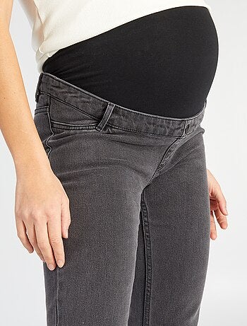 Zwangerschapsjeans met wijd uitlopende pijpen